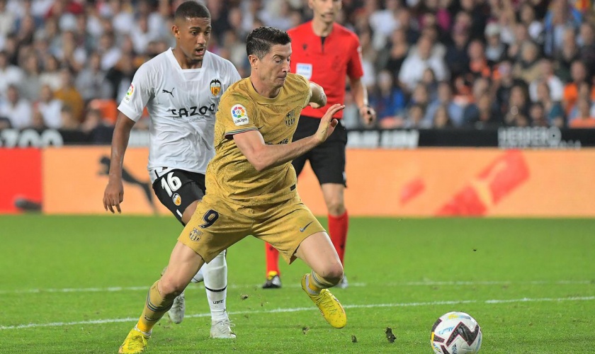 Valencia CF vs FC Barcelona Prediction 16 December 2023
