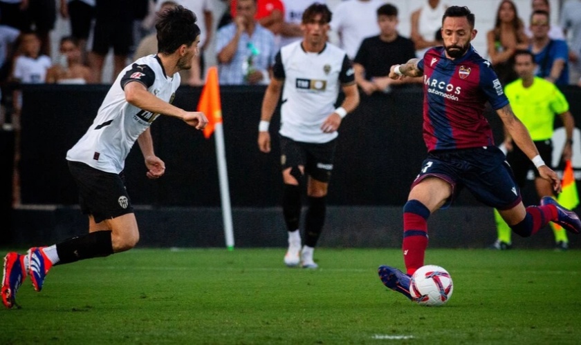 Valencia CF vs Levante UD Prediction 21 November 2025