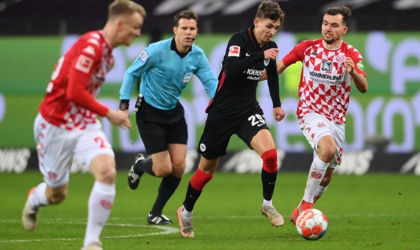 Eintracht Frankfurt vs 1. FSV Mainz 05 Prediction 9 November 2025