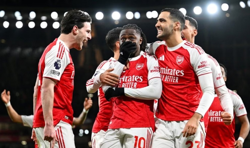 Tottenham Hotspur F.C. vs Arsenal F.C. Prediction 22 February 2026