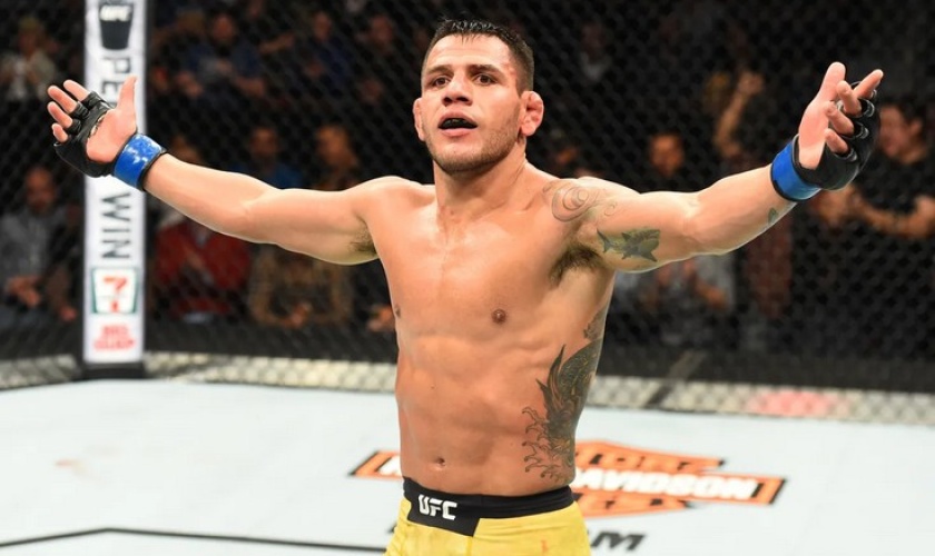 Alexander Hernandez vs Rafael dos Anjos Prediction 4 October 2026