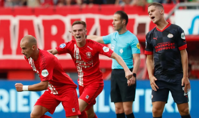 FC Twente vs PSV Eindhoven Prediction 24 April 2025