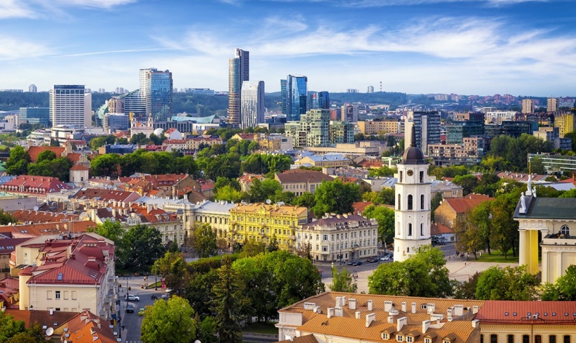 Lithuania Begins Phased Ban on Gambling Advertising Ahead of 2028 Deadline