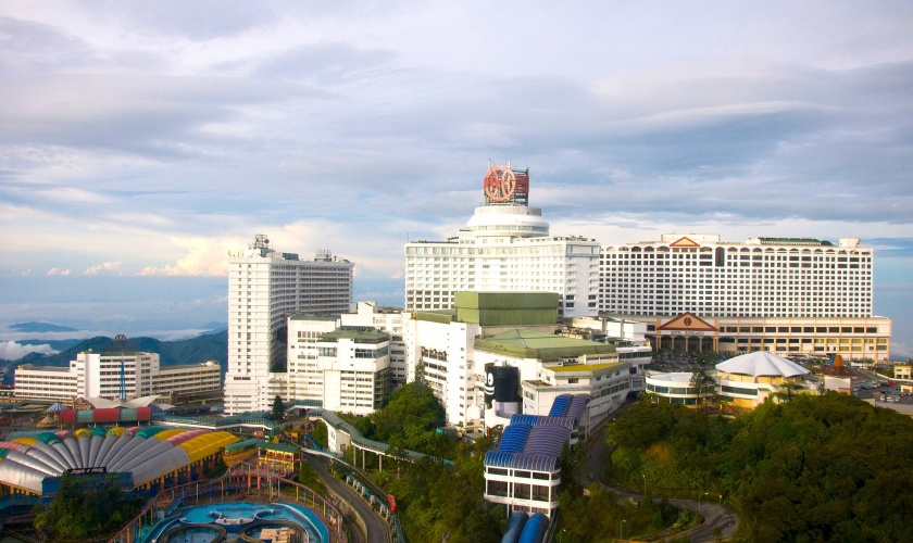 S&P Flags Genting’s Expansion Plans as Credit Risk, Outlook Cut to Negative