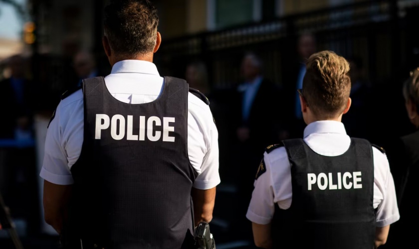 Massive Illegal Betting Ring Busted in Joint Operation by Malaysian and Singaporean Police!