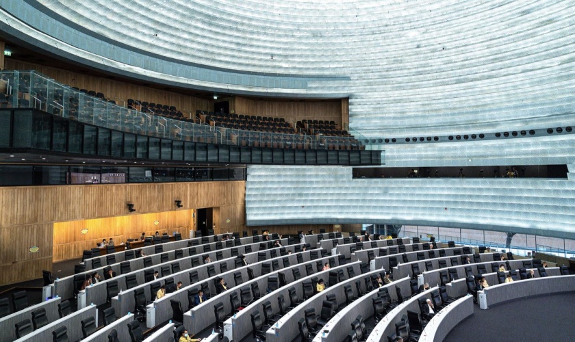 Thai Senate to Deliberate Report Opposing Casino Complex Bill