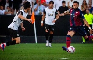 Valencia CF vs Levante UD Prediction 21 November 2025