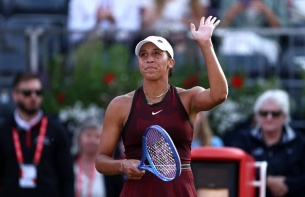 Siniakova vs Keys Prediction 18 August 2026
