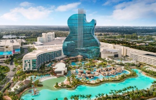 Seminole Hard Rock Donates $100,000 to Latin Grammy Cultural Foundation to Support Music Education!