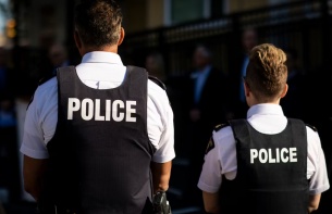 Massive Illegal Betting Ring Busted in Joint Operation by Malaysian and Singaporean Police!